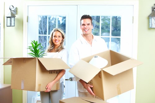 Clear value pricing for local moves in Earls Court
